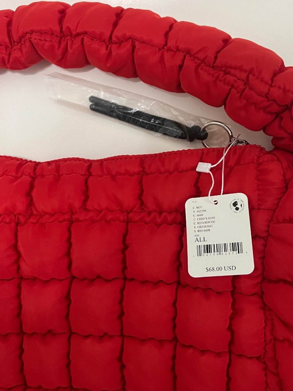 NWT Authentic FP Movement Quilted Carryall Bag - Chef's Kiss Red - Picture 11 of 13